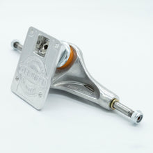 Load image into Gallery viewer, Independent Stage 11 Forged Hollow Silver Standard Skateboard Trucks